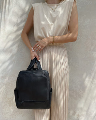 If You Call-Bag-Black-Image-1