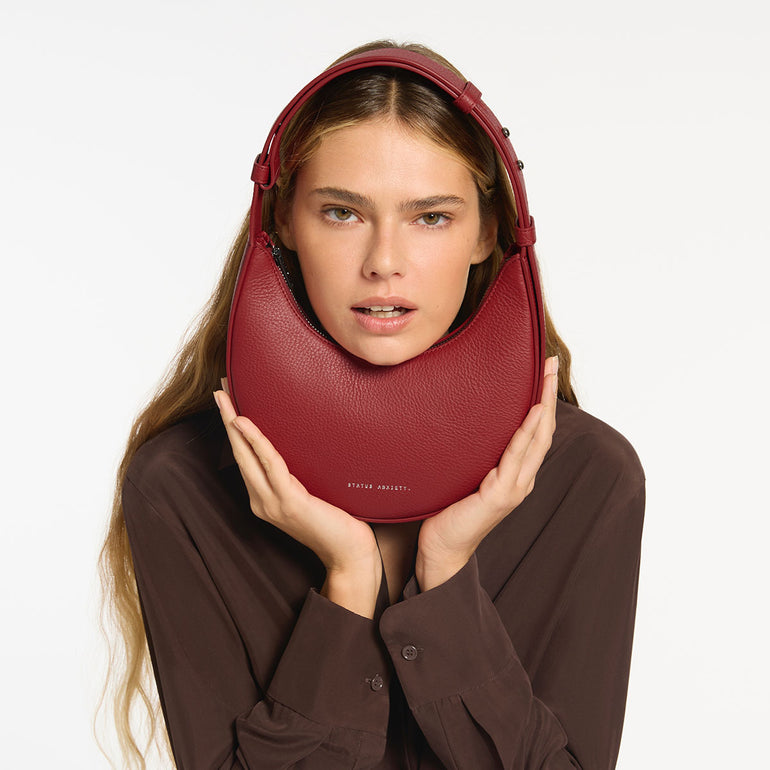 Status Anxiety Kind Of Magic Women's Leather Bag Rouge