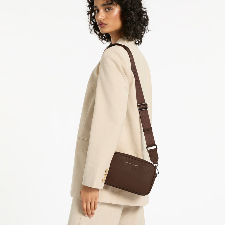 Status Anxiety Plunder With Webbed Strap Cocoa