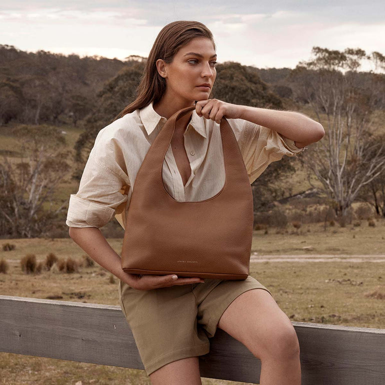 Status Anxiety Solstice Women's Leather Tote Bag Camel