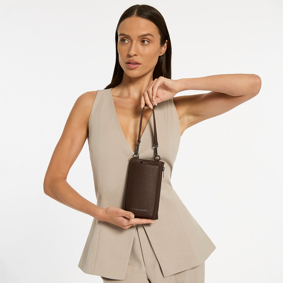 Status Anxiety Voyager Women's Leather Bag Cocoa