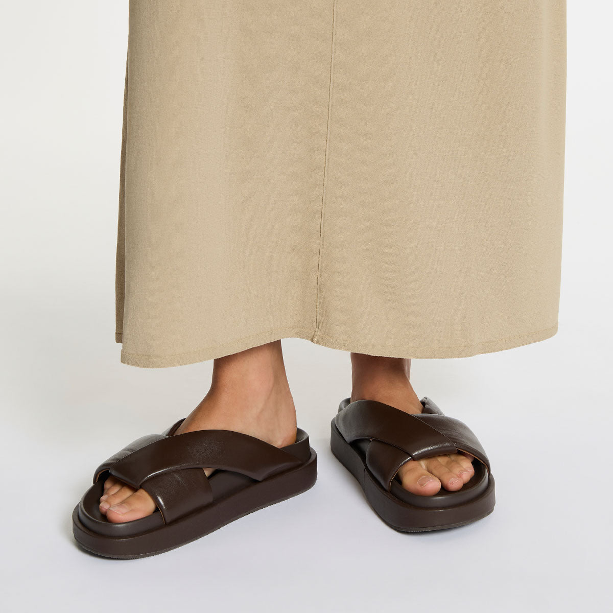 Status Anxiety Full Circle Shoes Cocoa