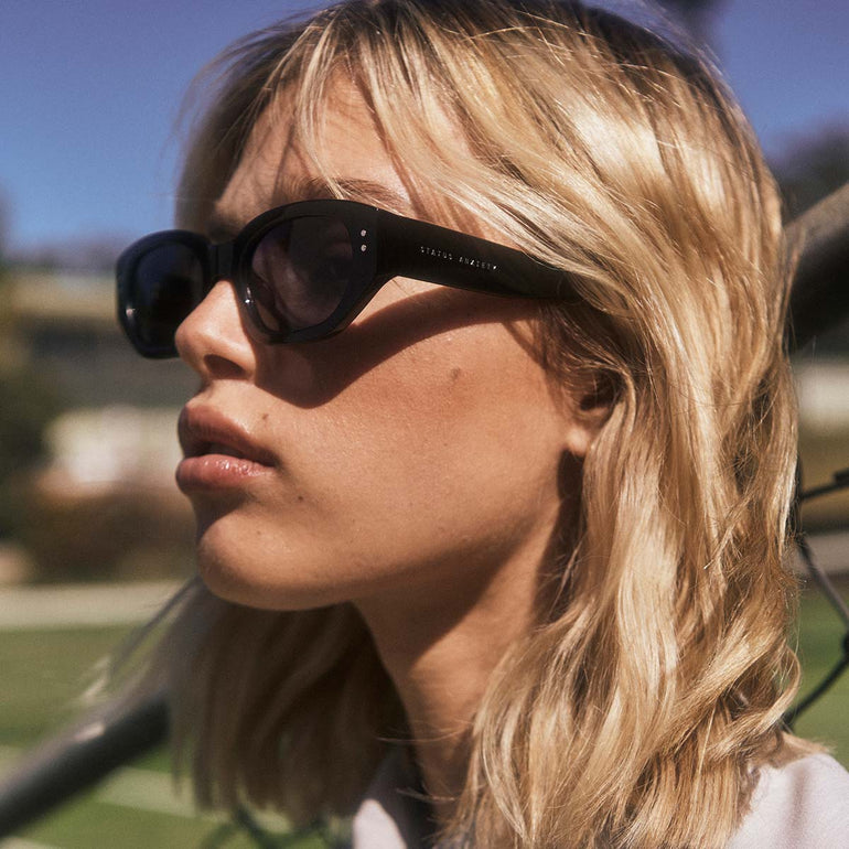 Status Anxiety Luna Sunglasses Black