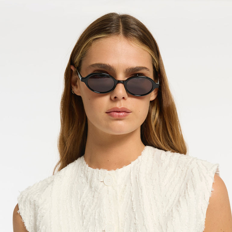 Status Anxiety Wonder Sunglasses Black