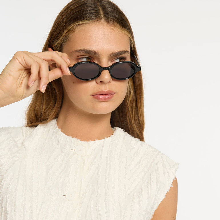 Status Anxiety Wonder Sunglasses Black