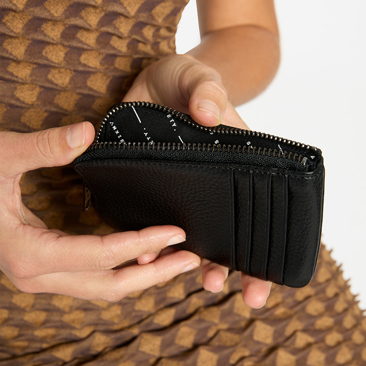 Status Anxiety Left Behind Women's Leather Pouch Black