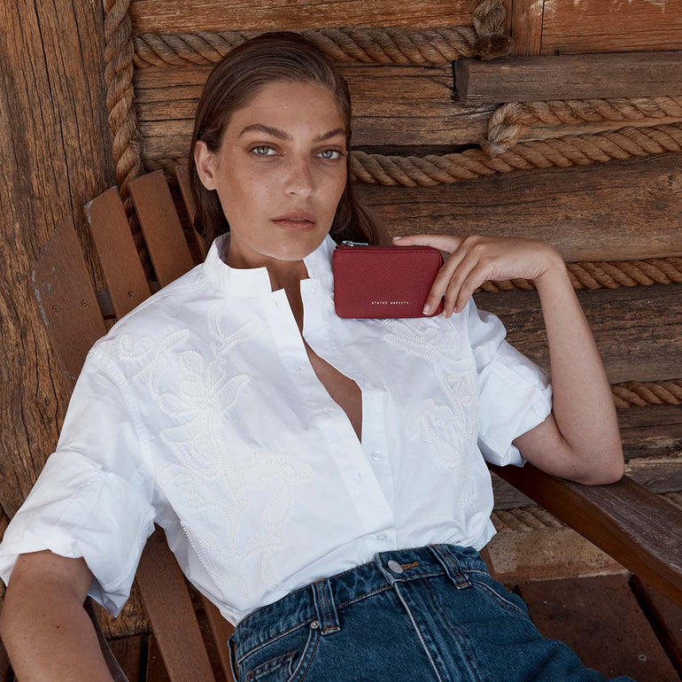 Status Anxiety Left Behind Women's Leather Pouch Rouge