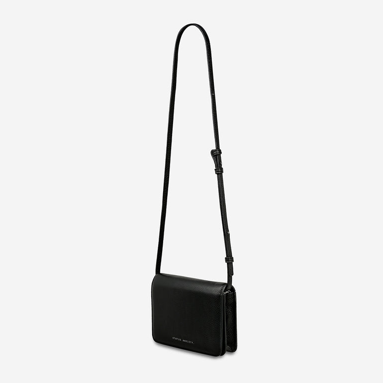 Status Anxiety She Burns Women's Leather Bag Black